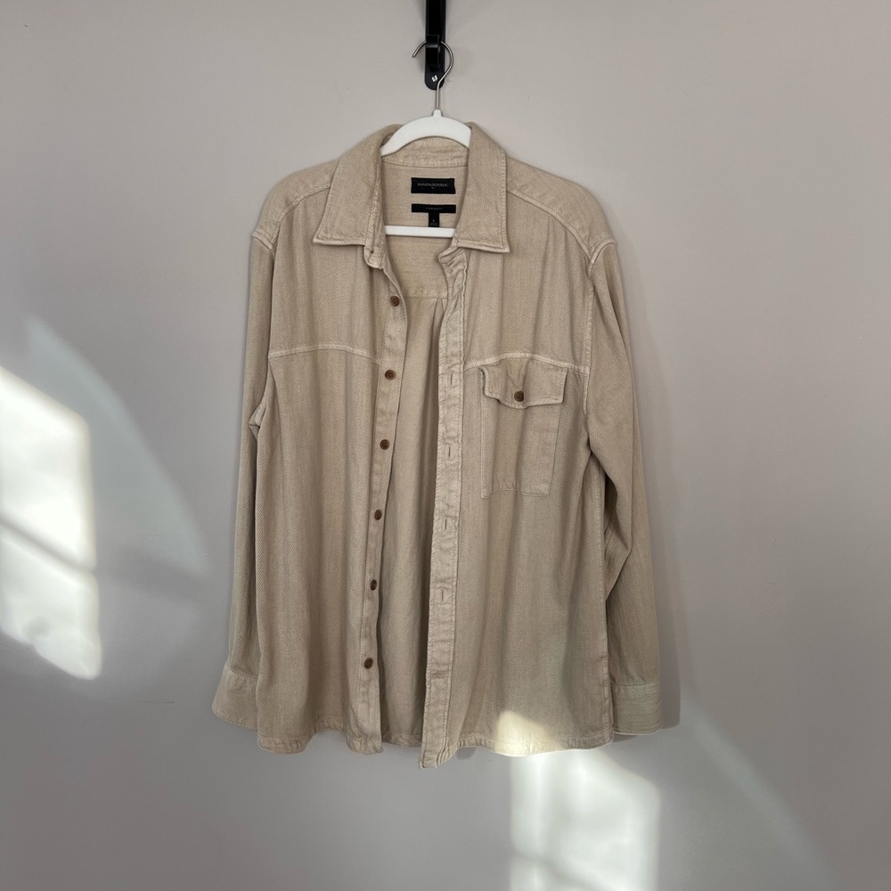 Men’s Banana Republic Light Beige Casual Shirt